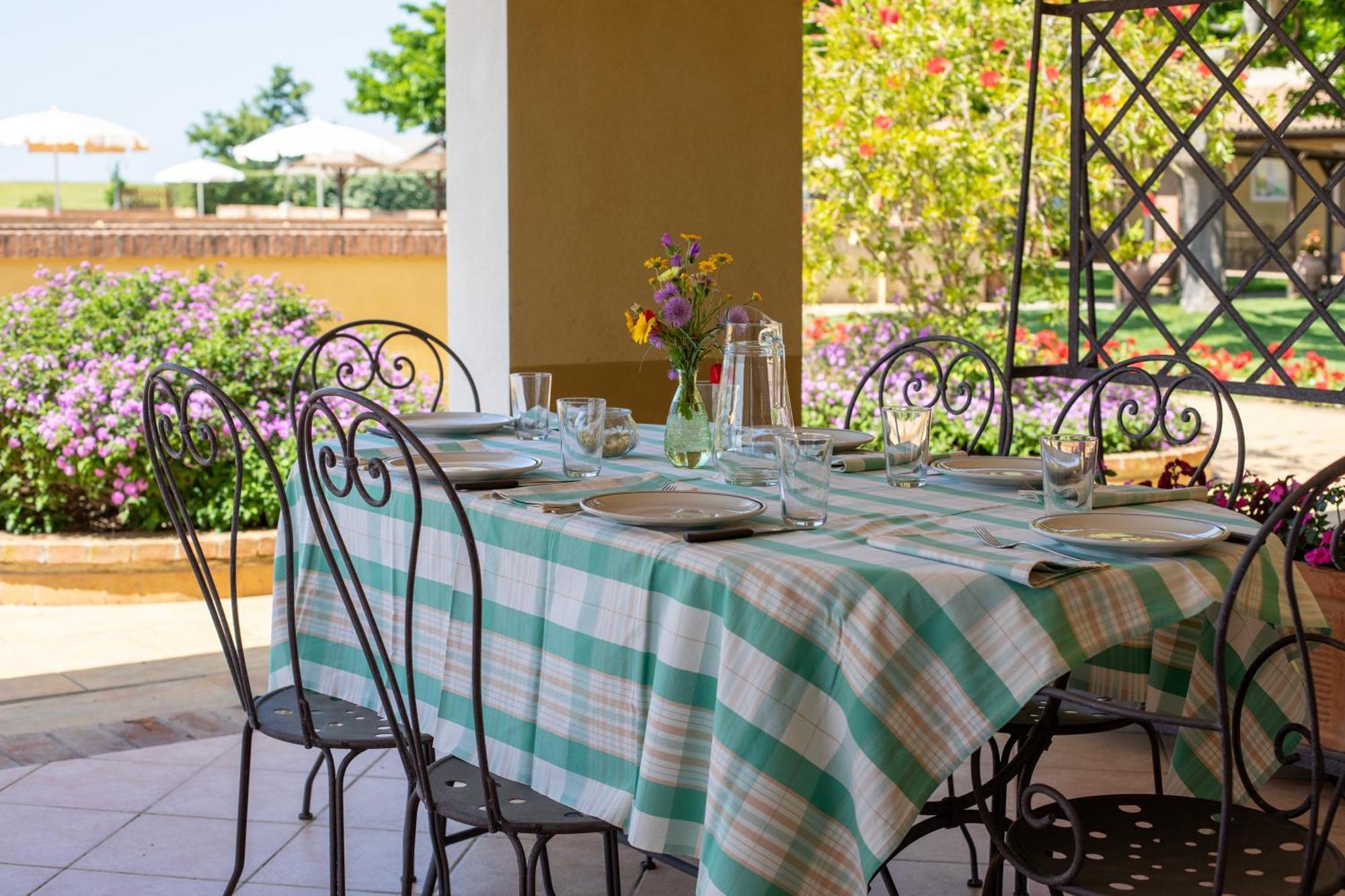 Agriresidence Debbiare Riparbella Ngoại thất bức ảnh